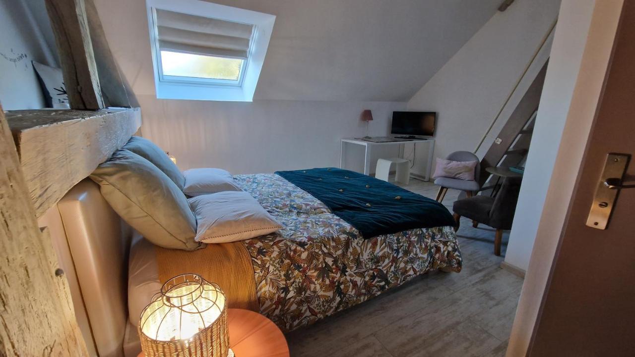 Comberjon Domaine Le Puits Du Moulin B&B 외부 사진
