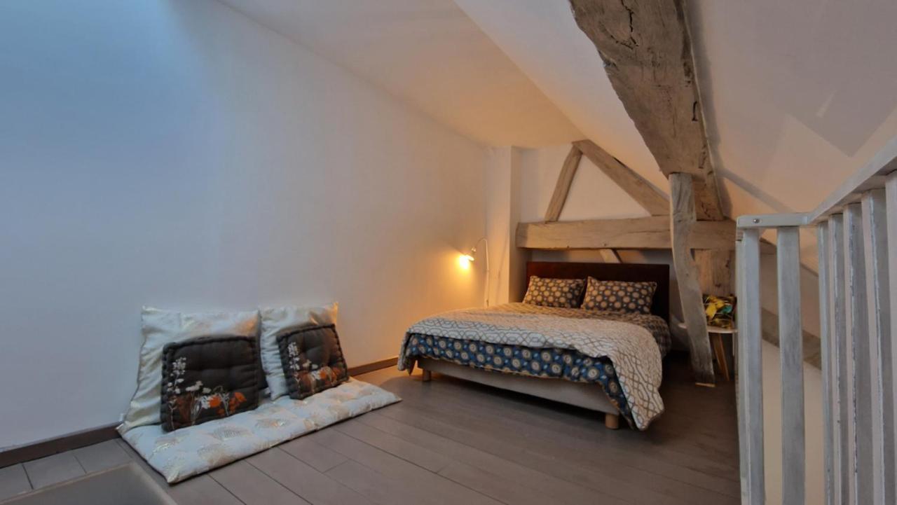 Comberjon Domaine Le Puits Du Moulin B&B 외부 사진