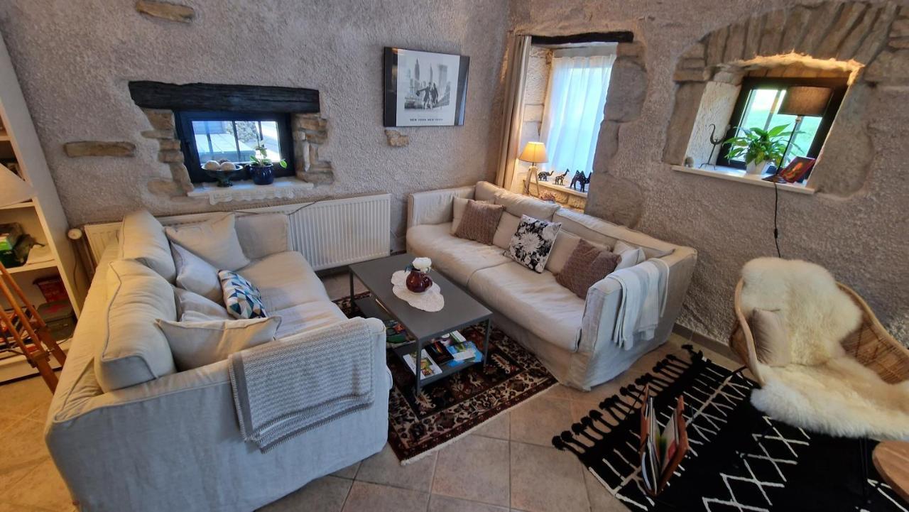 Comberjon Domaine Le Puits Du Moulin B&B 외부 사진