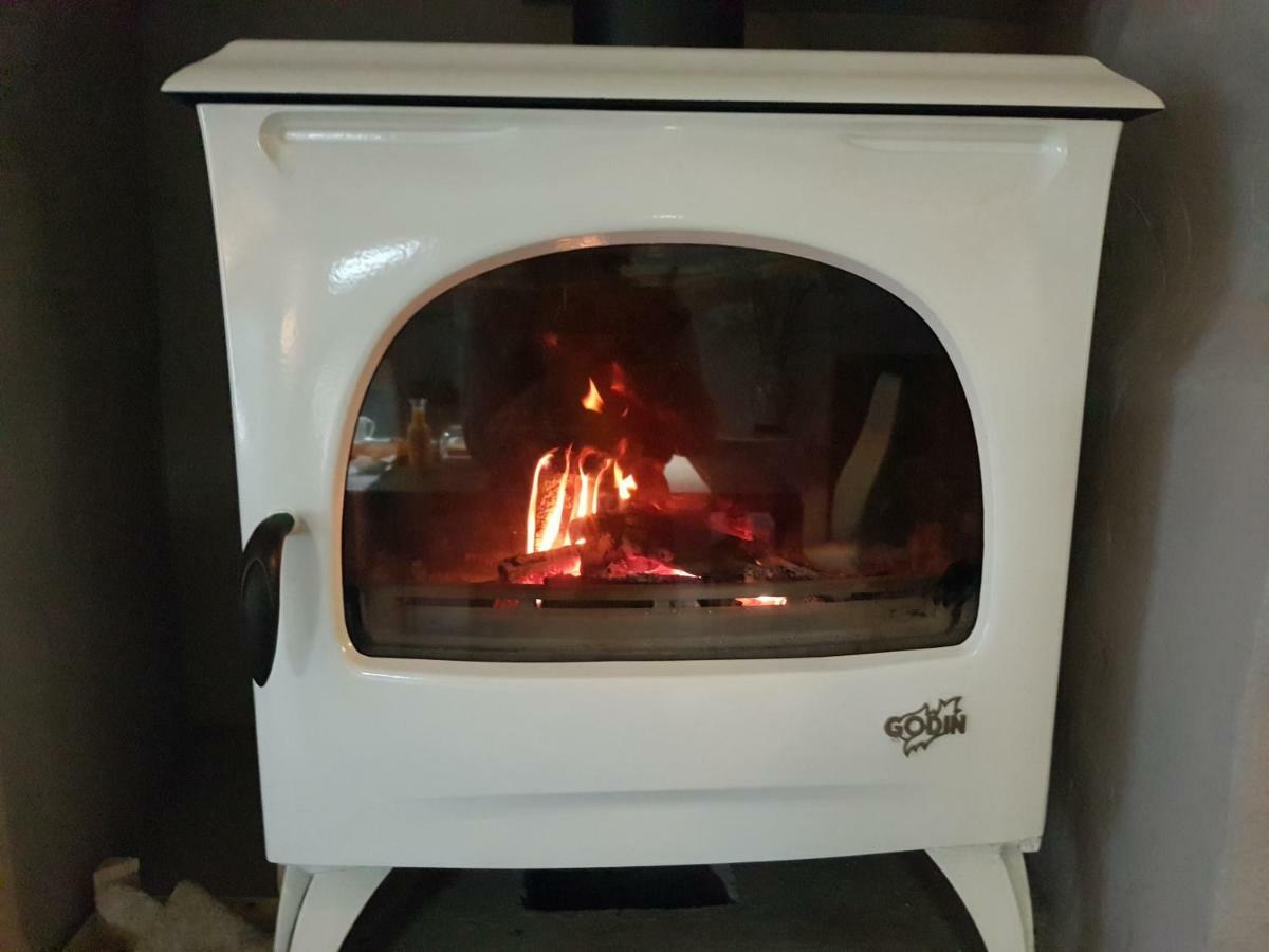 Comberjon Domaine Le Puits Du Moulin B&B 외부 사진